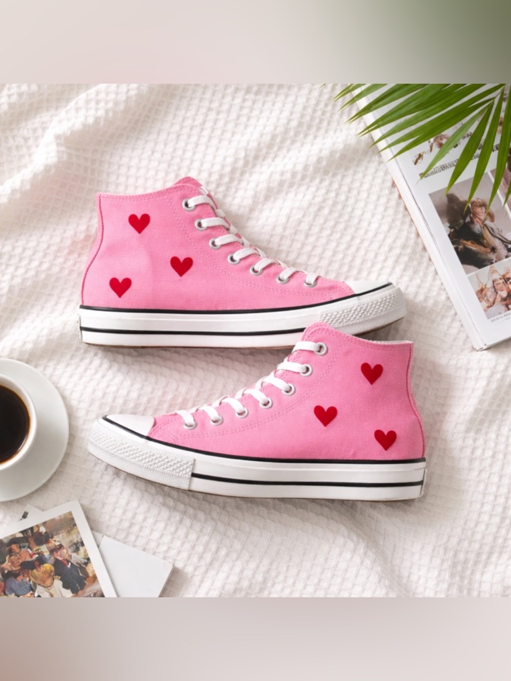 CONVERSE Chuck Taylor All Star Platform Hearts Hot Pink High-Top Sneakers 9.5